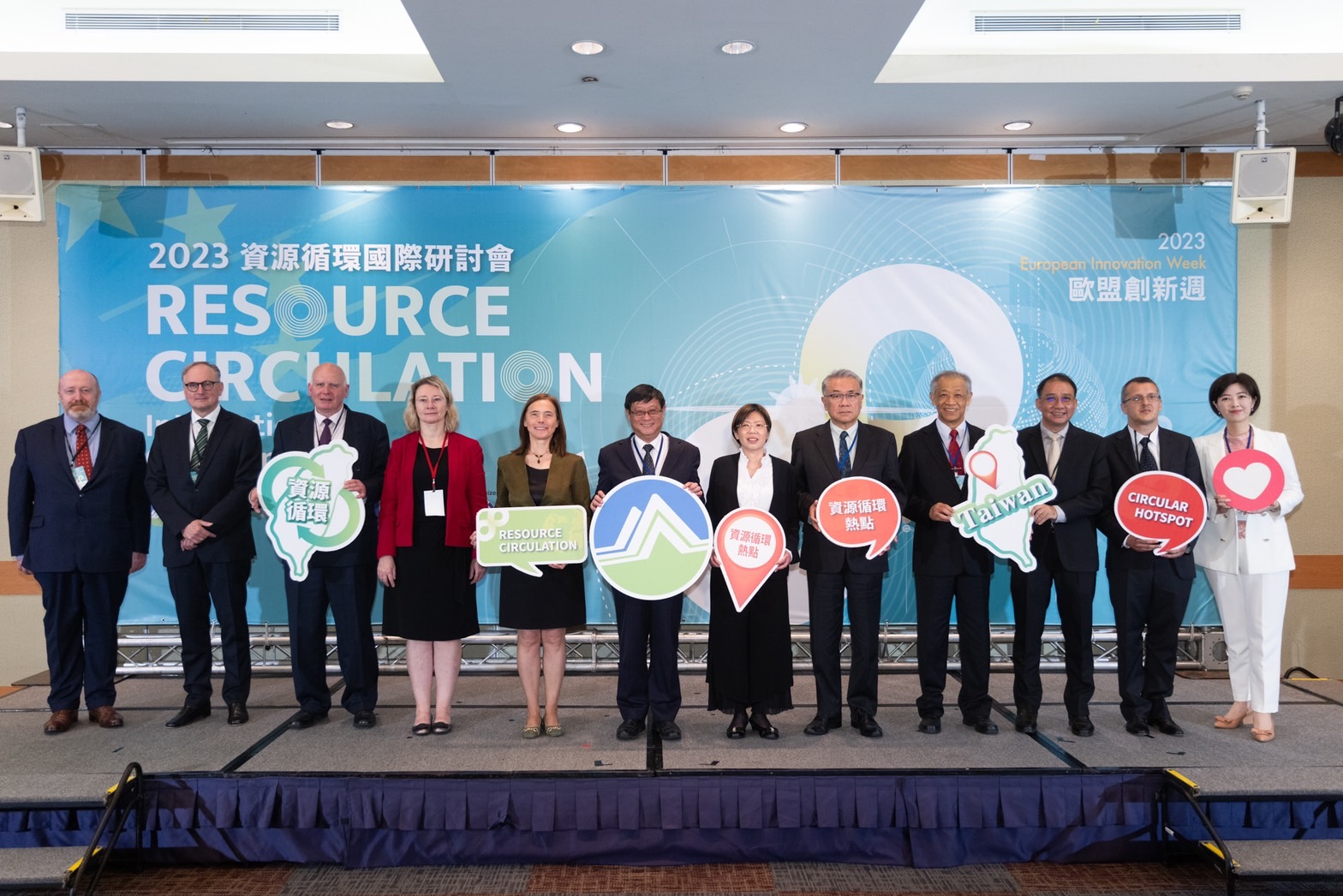 Speakers’ group photo for 2023 Resource Circulation International Conference