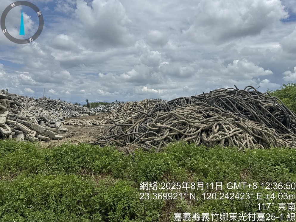 新庄滯洪池-義竹鄉新庄段新庄小段41-1地號清理前後照片-清理前